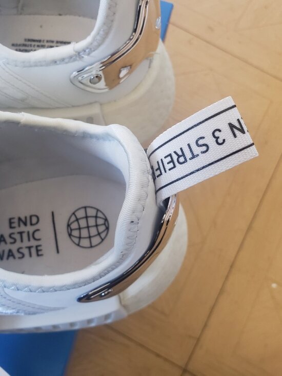 Adidas White Velvet with Silver Hardware on Heels with Asian Writing Size 9 1/2 main image 6